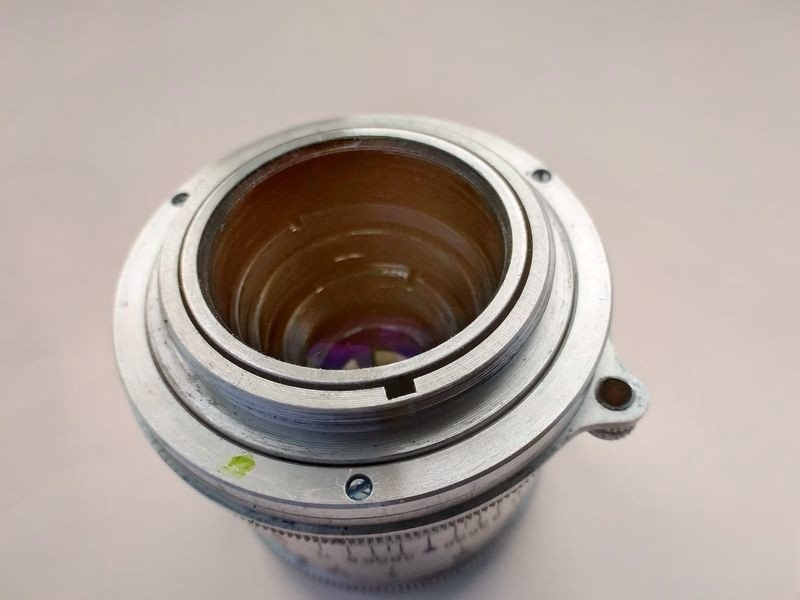 Rear mount view of Industar-26m showing M39 thread