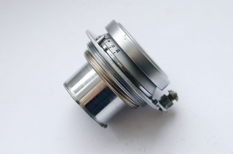 Testing collapsing mechanism smooth operation