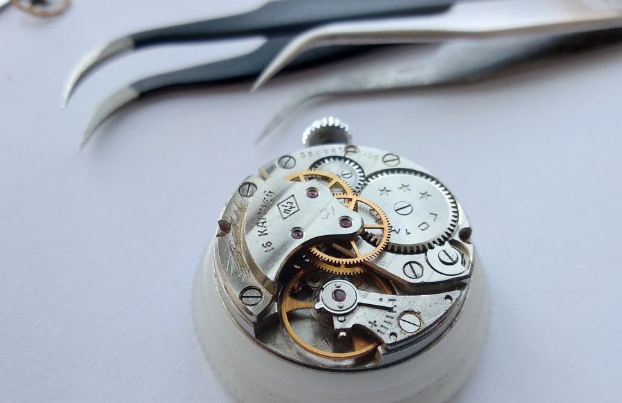 The reassembled 2608 movement running again after service