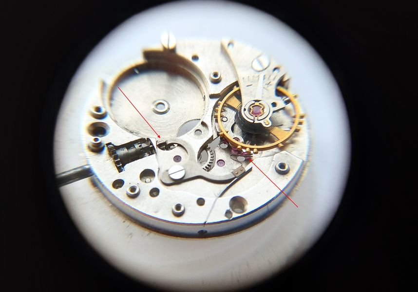 Alternative view of the 2609 stop-seconds mechanism in the running position