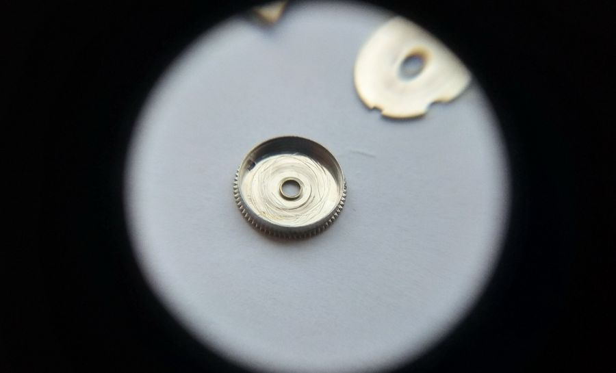 The cleaned mainspring barrel ready for reassembly