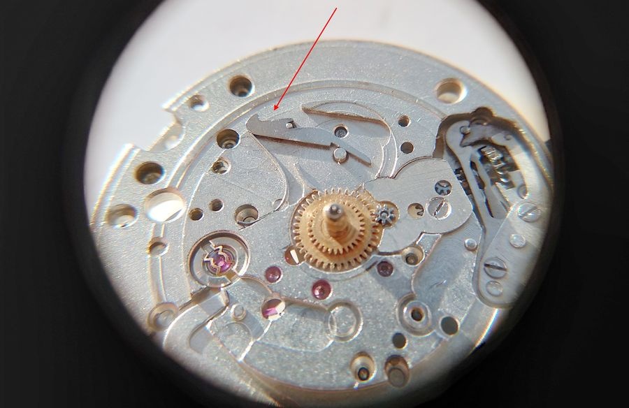 Date advance lever installation