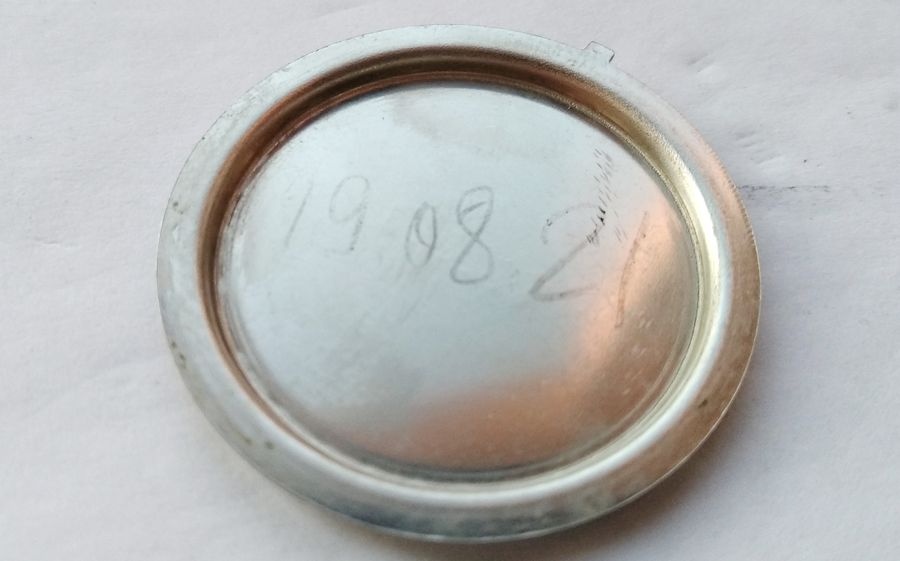 Service date inscription