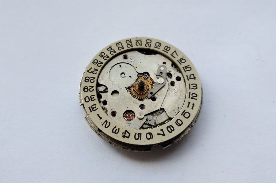 Spring released from detent lever