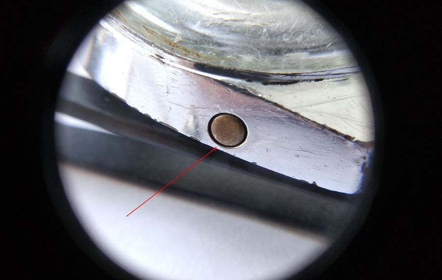 Pusher button external view