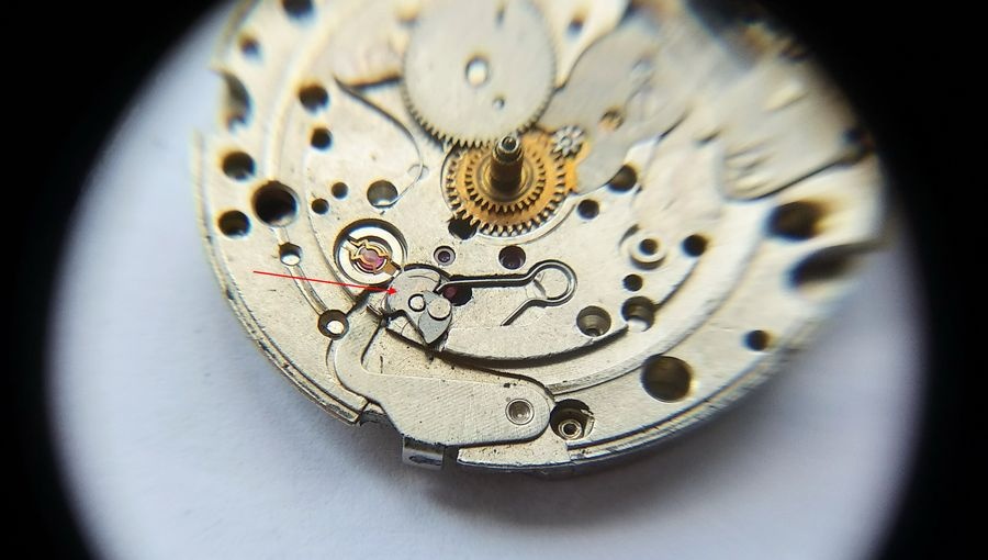 Date correction mechanism components