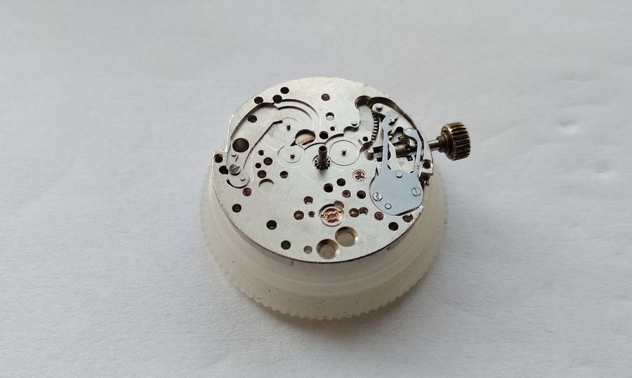 The clean dial-side mainplate prepared for the motion and calendar works