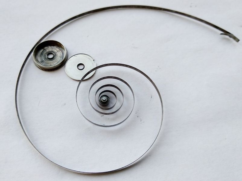 Dirty mainspring barrel