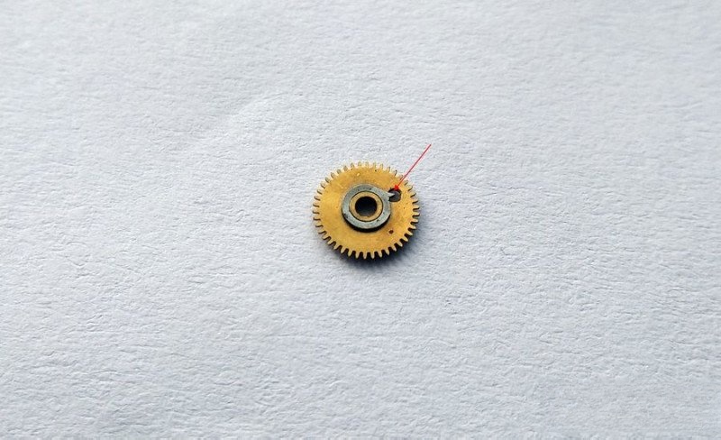 Calendar command wheel showing date finger and eccentric