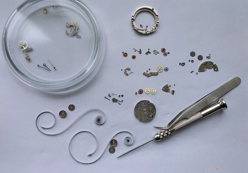 Components ready for cleaning bath