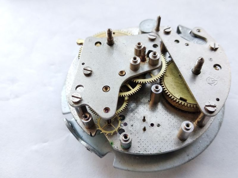 Removing train wheel bridge from mechanism