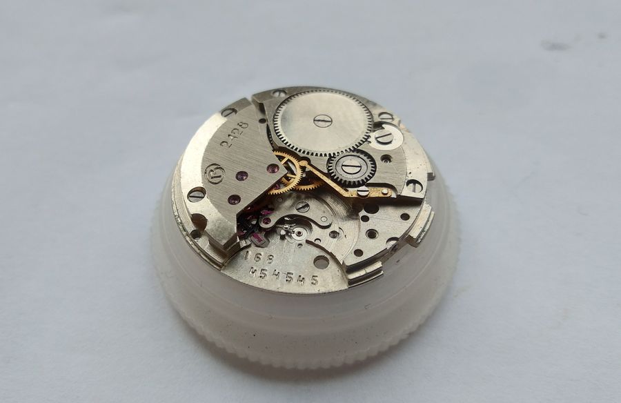 The pallet fork of the 2428 movement