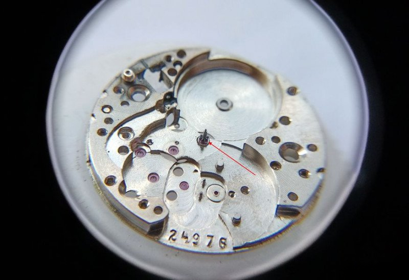 Seconds pinion assembly detail
