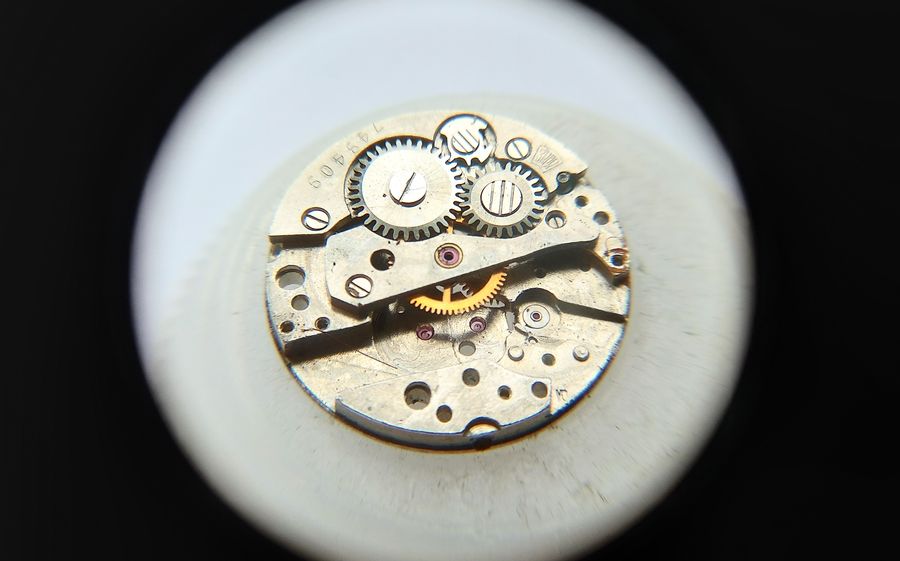 Movement with only the center-wheel bridge and center wheel remaining