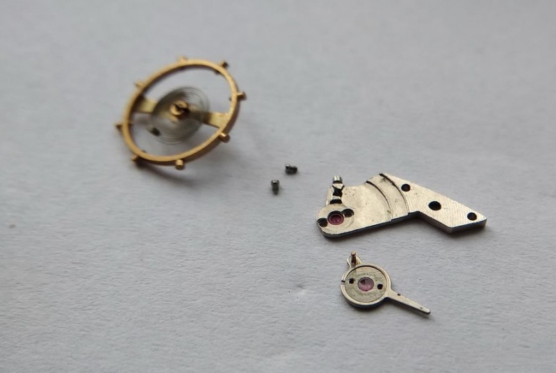 Disassembling balance for thorough cleaning