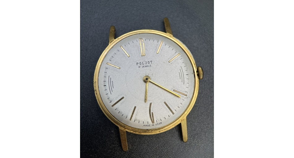 Inside the Early Poljot 2609: The Forgotten Engineering of the First Moscow Watch Factory