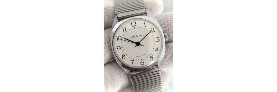 The Raketa 2609.NA: Servicing the Flat Russia, a Caliber Built to Outlast Its Owners