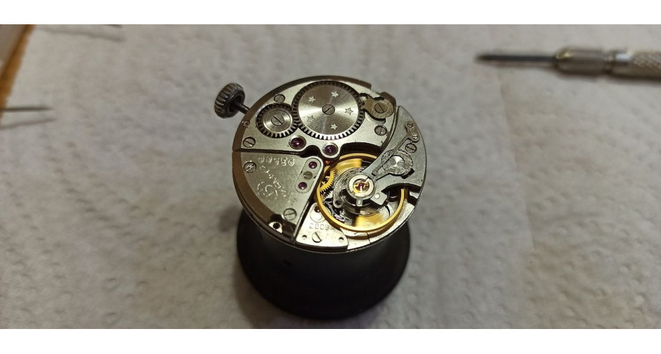 Vostok 2809 — Servicing a Soviet Precision Caliber Descended from the Zenith 135