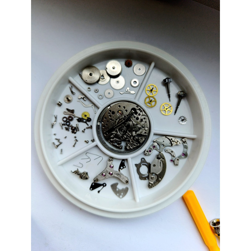 Vintage Poljot Mechanical Alarm Watch USSR 1980s 18 Jewels Vintage Poljot Mechanical Alarm Watch USSR 1980s 18 Jewels