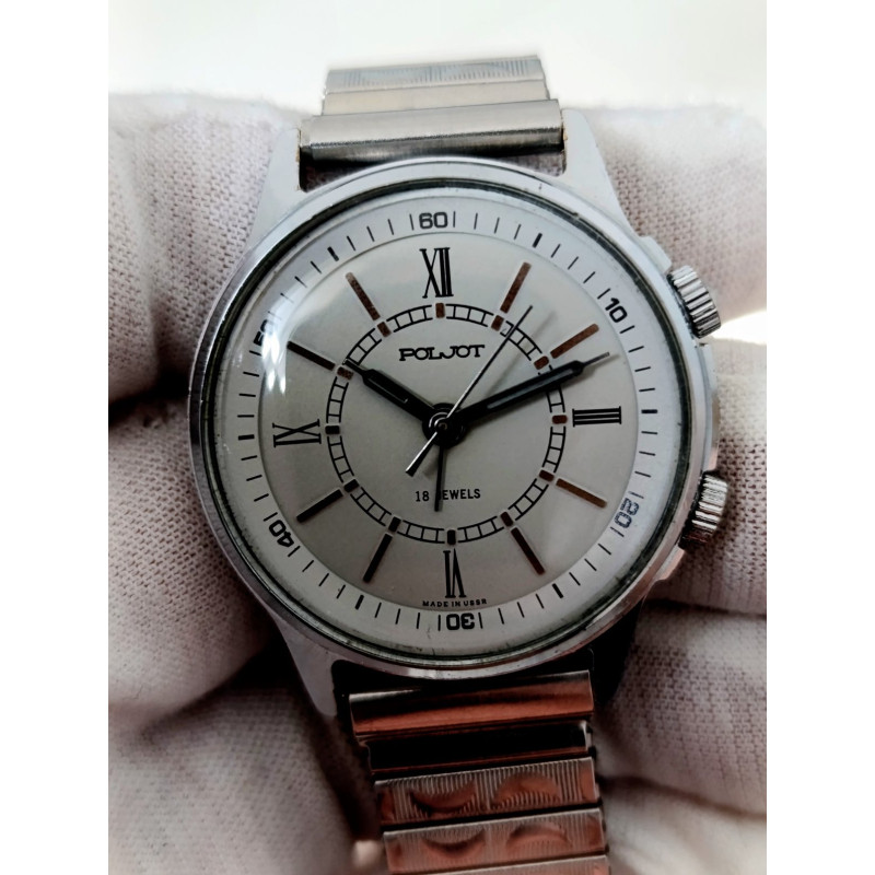 Vintage Poljot Mechanical Alarm Watch USSR 1980s 18 Jewels Vintage Poljot Mechanical Alarm Watch USSR 1980s 18 Jewels