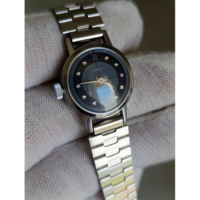 Slava Cal. 1601 USSR Women's Wristwatch 1980s 17 Jewels Mechanical NOS