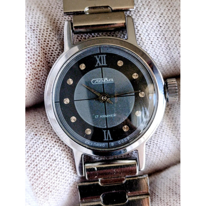 Slava Cal. 1601 USSR Women's Wristwatch 1980s 17 Jewels Mechanical NOS