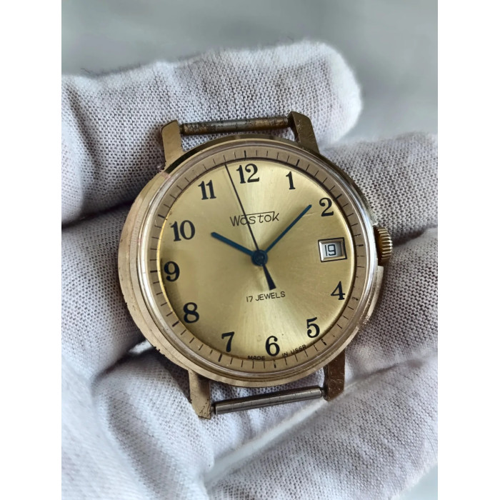 Vostok Cal. 2414A USSR 1980s Men's Mechanical Wristwatch 17 Jewels