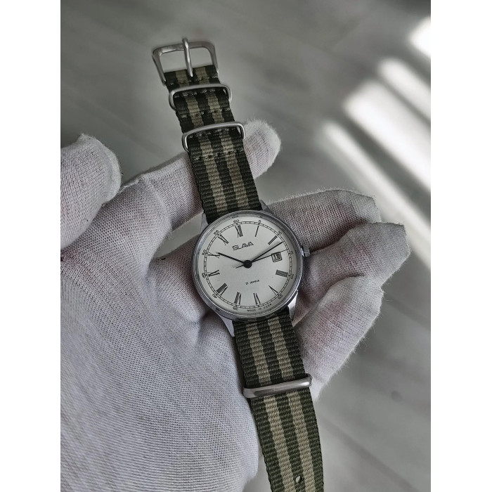Slava 2414 USSR 1970s Men's Mechanical Wristwatch, 21 Jewels