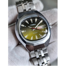 Slava 2428 USSR Men's Mechanical Wristwatch, 1980s, 26 Jewels