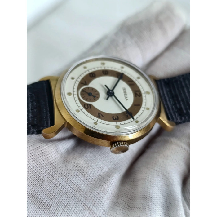 Pobeda Cal. 2602 USSR 1980s Men's Mechanical Wristwatch 15 Jewels