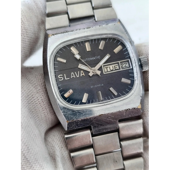 Slava Tank USSR Wristwatch 1980s Men's Automatic 27 Jewels Caliber 2427