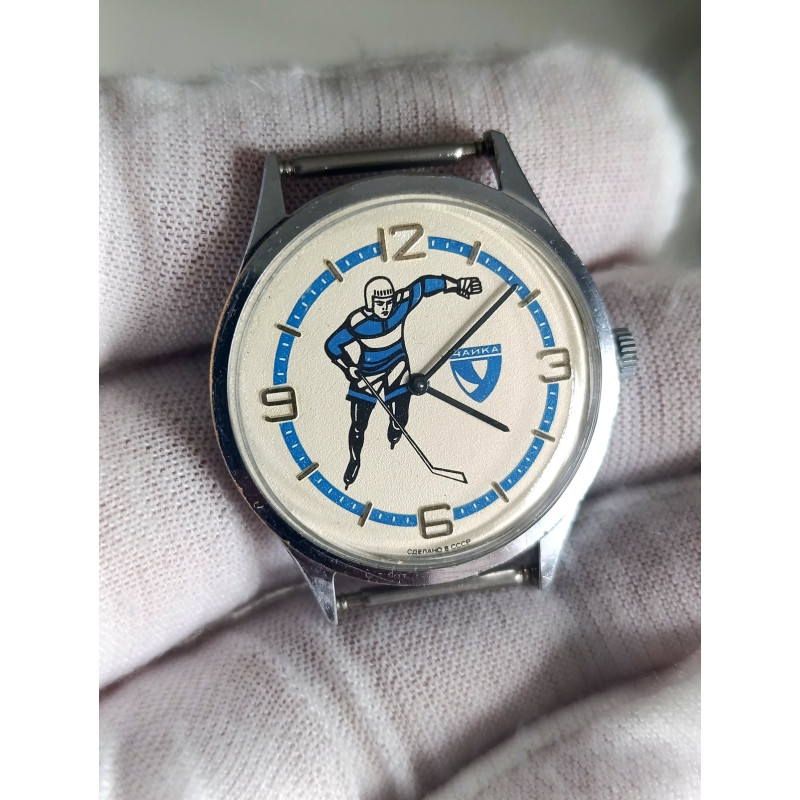 Chaika Hockey Player — Vintage Soviet Watch, Caliber 1601A Chaika Hockey Player — Vintage Soviet Watch, Caliber 1601A