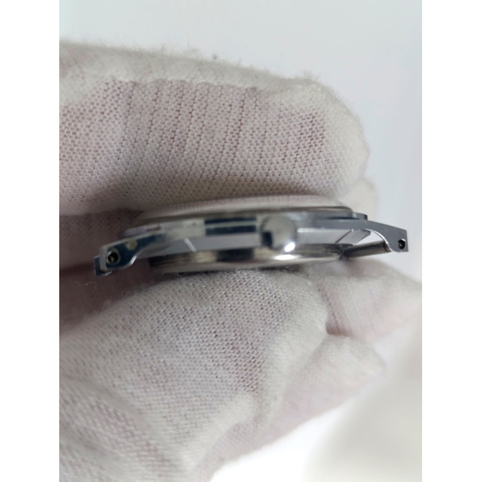 Chaika Hockey Player — Vintage Soviet Watch, Caliber 1601A