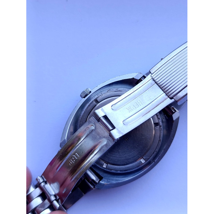 Vintage Komandirskie Soviet Watch Cal. 2234 Hacking Made in USSR Steel Bracelet