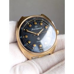 Original Soviet Vostok Komandirskie Military Watch Cal. 2214 Made in USSR 1980s Original Soviet Vostok Komandirskie Military Watch Cal. 2214 Made in USSR 1980s
