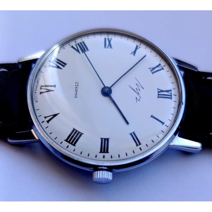 Vintage Luch Soviet Watch Cal. 2209 23 Jewels Ultra Thin Mechanical USSR 1980s