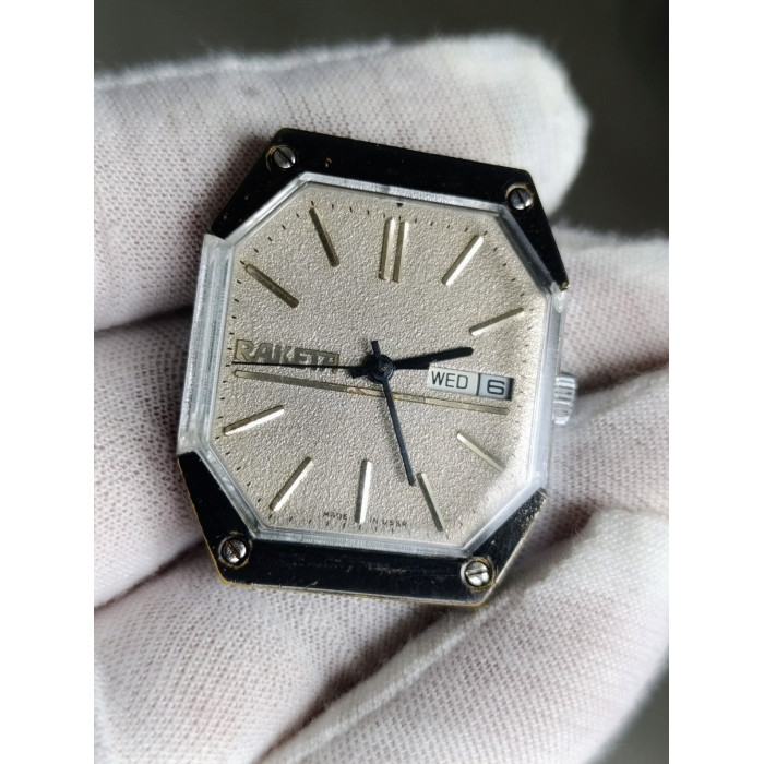 Raketa Star Wars Watch USSR – Vintage Soviet Mechanical Day Date 1980s Men’s Collectible Timepiece