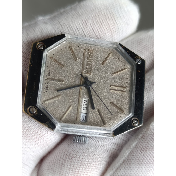 Raketa Star Wars Watch USSR – Vintage Soviet Mechanical Day Date 1980s Men’s Collectible Timepiece