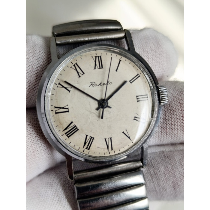 Vintage Raketa Soviet Mechanical Watch 1970s Roman Numeral Dial