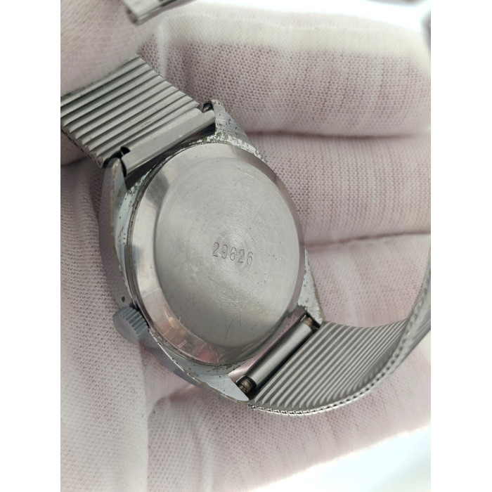 Vintage Raketa 621094 USSR Mechanical Watch – 1980s Petrodvorets Fully Serviced