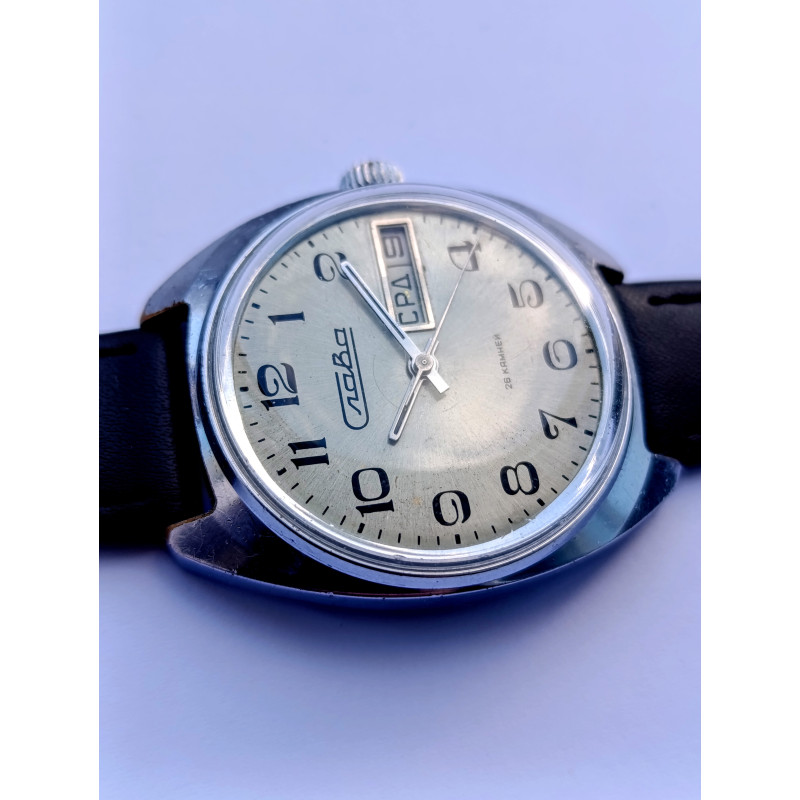Vintage Slava 2428 Dual Calendar Watch 1980s USSR | 26 Jewels | Serviced Mechani Vintage Slava 2428 Dual Calendar Watch 1980s USSR | 26 Jewels | Serviced Mechani