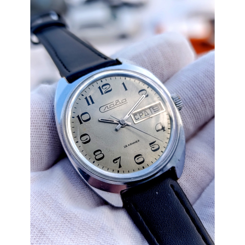 Vintage Slava 2428 Dual Calendar Watch 1980s USSR | 26 Jewels | Serviced Mechani Vintage Slava 2428 Dual Calendar Watch 1980s USSR | 26 Jewels | Serviced Mechani