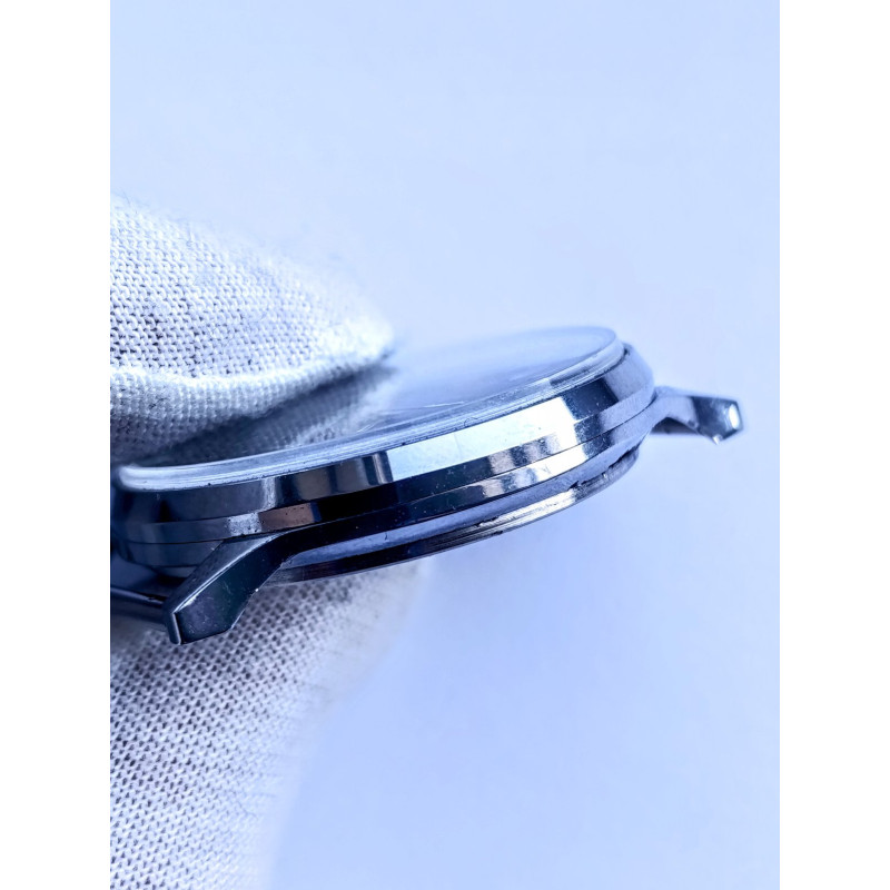 Vintage Slava 2414 Soviet Watch – Black Guilloche Dial, 1980s Vintage Slava 2414 Soviet Watch – Black Guilloche Dial, 1980s