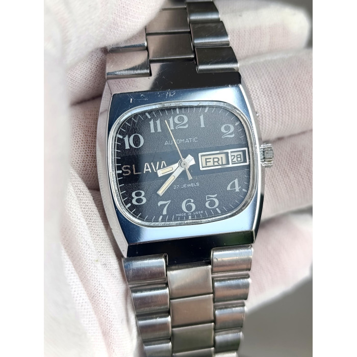 Vintage Slava Tank Automatic Watch, Caliber 2427