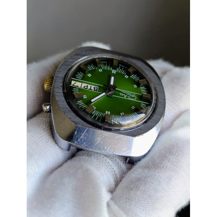 Slava Automatic Watch 27 Jewels 2427 USSR Vintage Green Dial 1980s