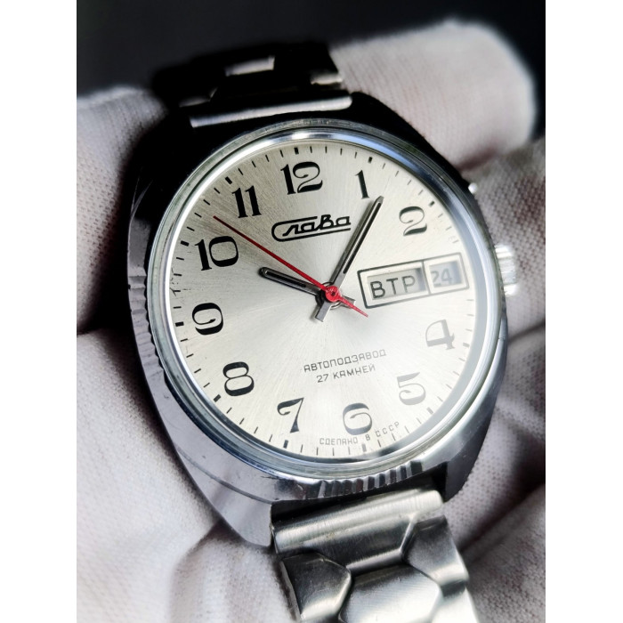 Original Vintage Slava Automatic Watch 2427 27 Jewels Day-Date 1980s