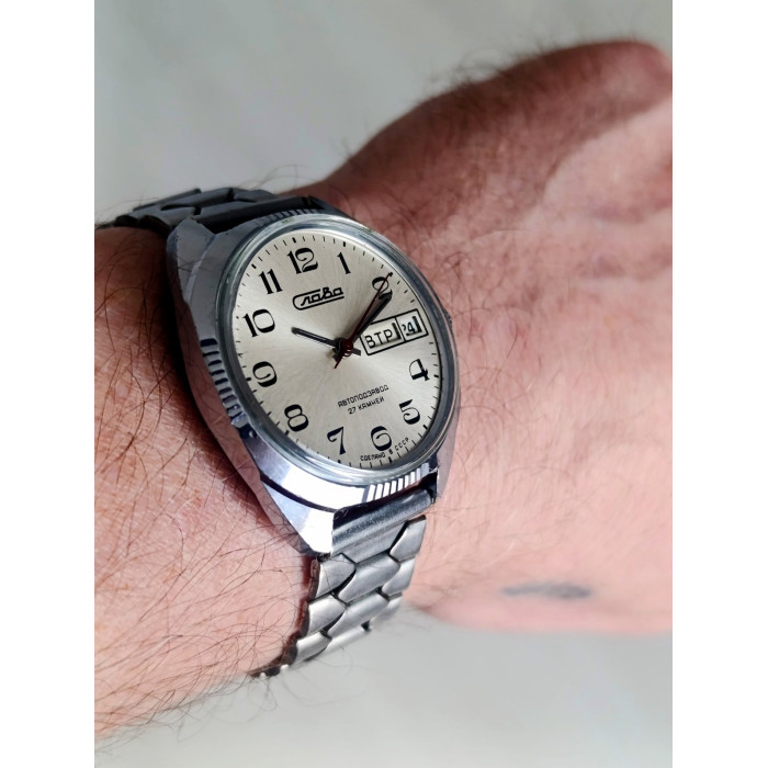 Original Vintage Slava Automatic Watch 2427 27 Jewels Day-Date 1980s