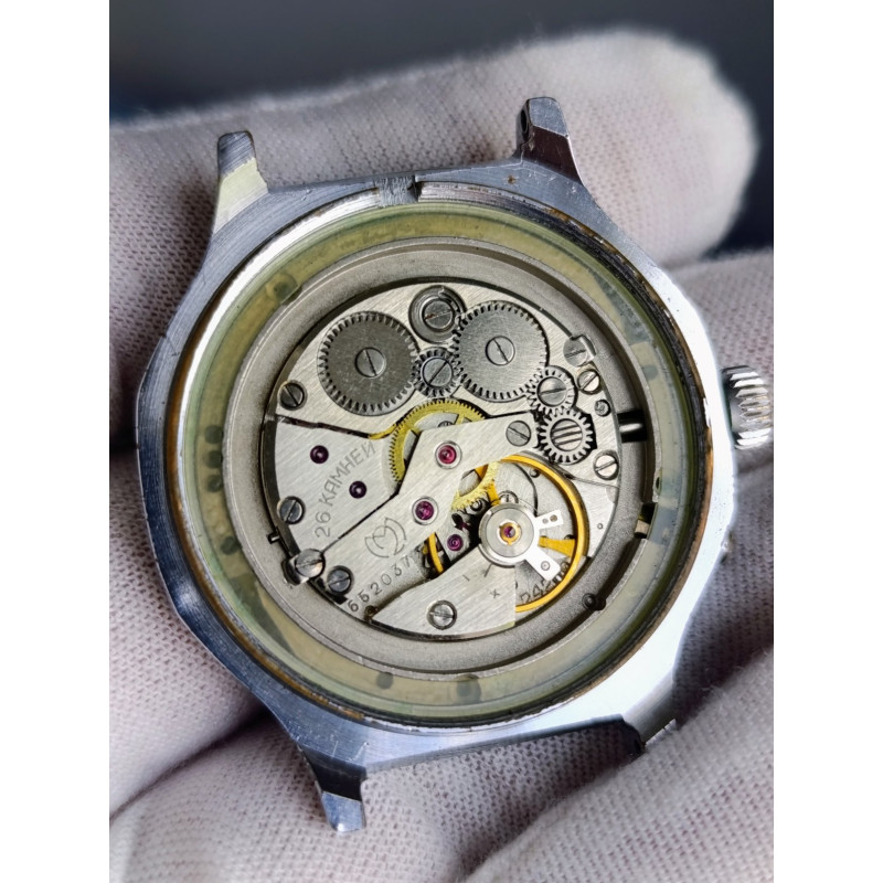 Vintage Slava Soviet Mechanical Watch — Caliber 2428, 26 Jewels, Day-Date Vintage Slava Soviet Mechanical Watch — Caliber 2428, 26 Jewels, Day-Date