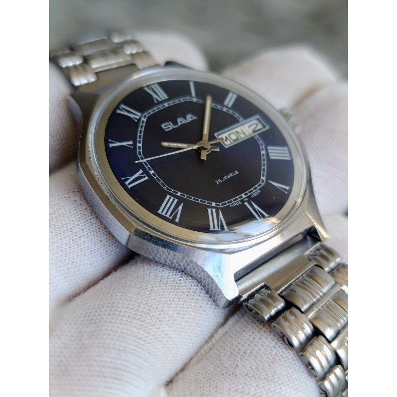 Vintage Slava Soviet Mechanical Watch — Caliber 2428, 26 Jewels, Day-Date Vintage Slava Soviet Mechanical Watch — Caliber 2428, 26 Jewels, Day-Date