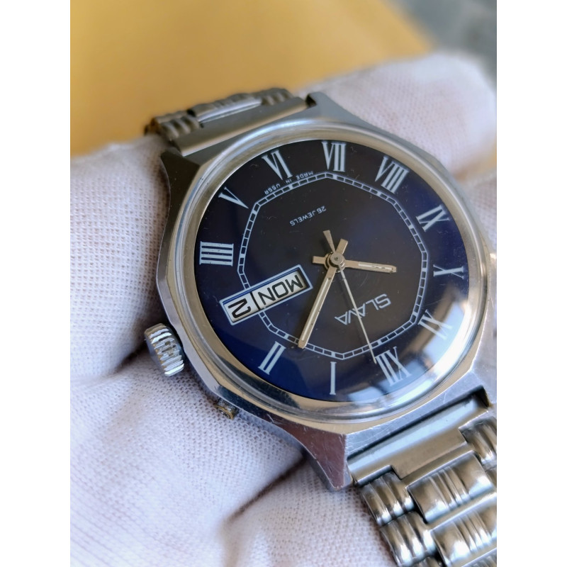 Vintage Slava Soviet Mechanical Watch — Caliber 2428, 26 Jewels, Day-Date Vintage Slava Soviet Mechanical Watch — Caliber 2428, 26 Jewels, Day-Date